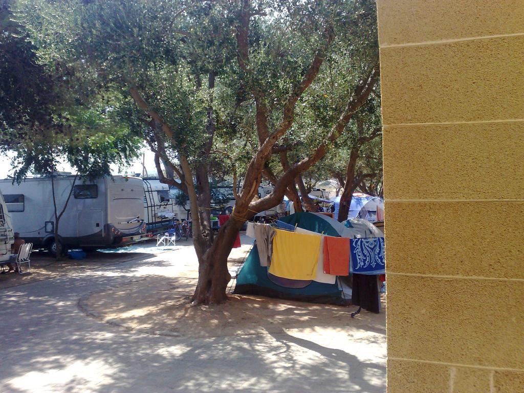 Camping Porto Miggiano Санта Чезареа Терме Екстериор снимка