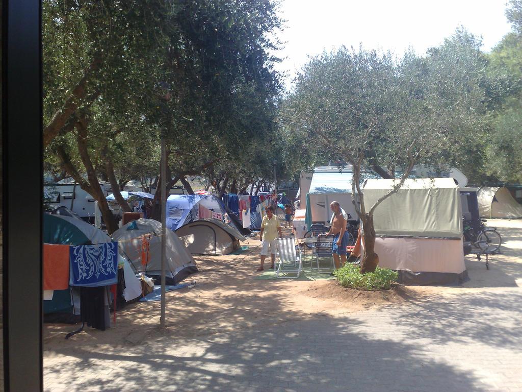 Camping Porto Miggiano Санта Чезареа Терме Екстериор снимка