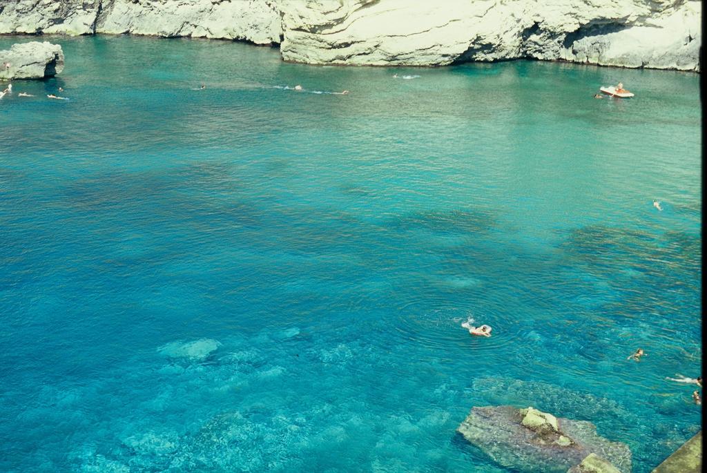 Camping Porto Miggiano Санта Чезареа Терме Екстериор снимка